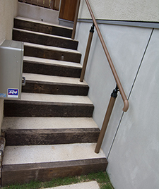 モルタル搔き落とし階段