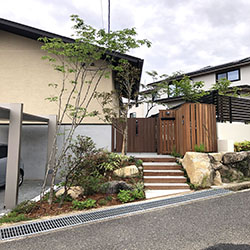 崩れ積み植栽