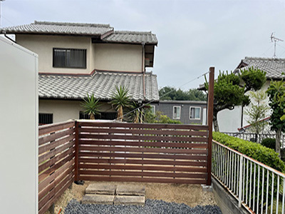 木製吊り扉