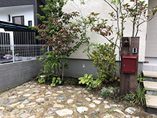 栗石ガレージ