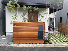 はめ込みポスト