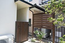 ウッドフェンス・木製扉